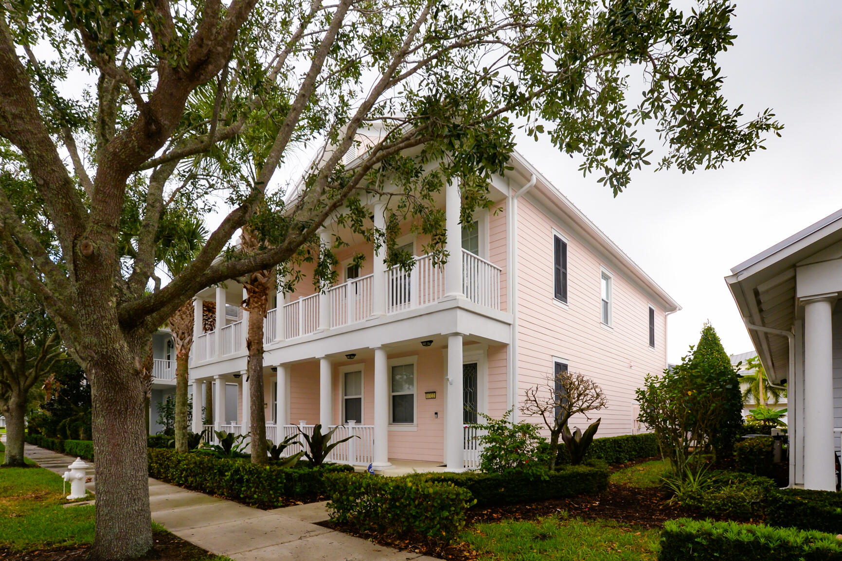 1322 Sunshine Drive Jupiter, FL 33458 - Photo 3 of 46 Front side