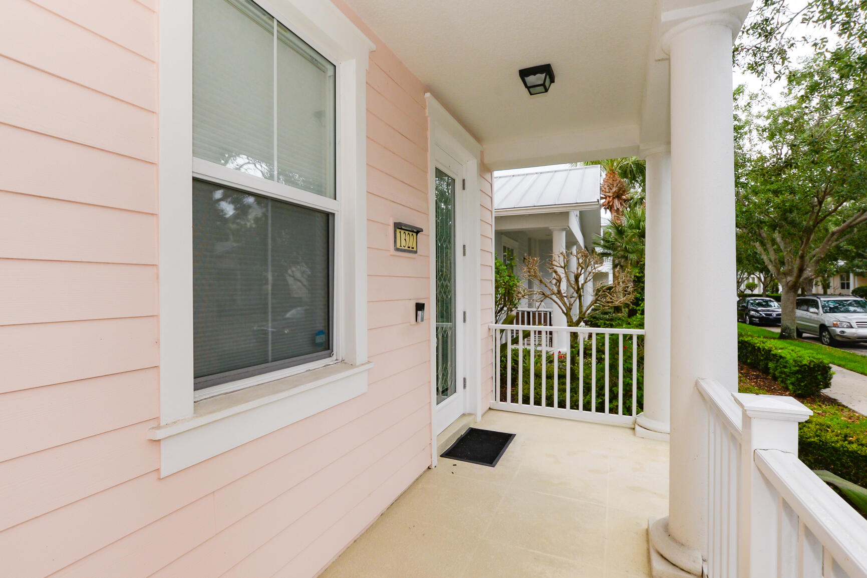 1322 Sunshine Drive Jupiter, FL 33458 - Photo 5 of 46 Porch