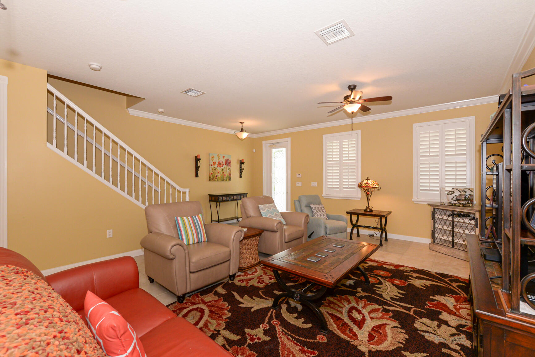 1322 Sunshine Drive Jupiter, FL 33458 - Photo 8 of 46 Living Room
