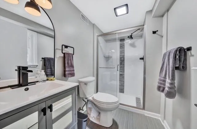 $379,950 | 3604 Janney Lane, Roanoke, VA 24018