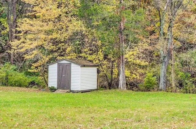 $379,950 | 3604 Janney Lane, Roanoke, VA 24018