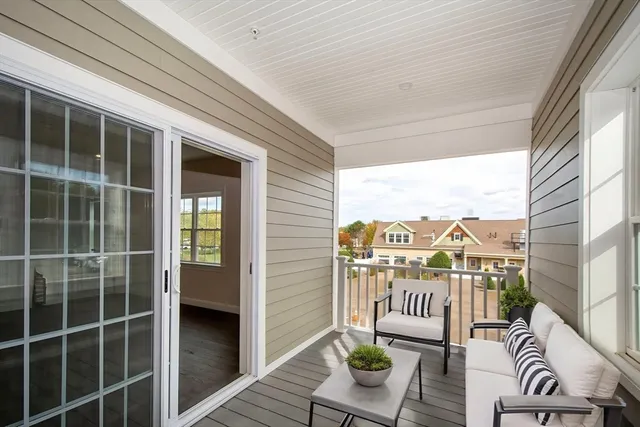 $885,000 | 2 Proprietors Drive, Unit 25, Marshfield, MA 02050