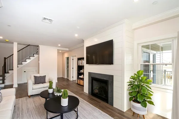 $885,000 | 2 Proprietors Drive, Unit 25, Marshfield, MA 02050