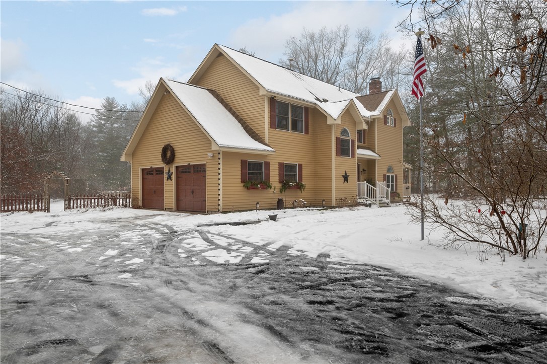 50 Jackson Schoolhouse Road Glocester, RI 02814 - Photo 3 of 44 Gallery Image 3