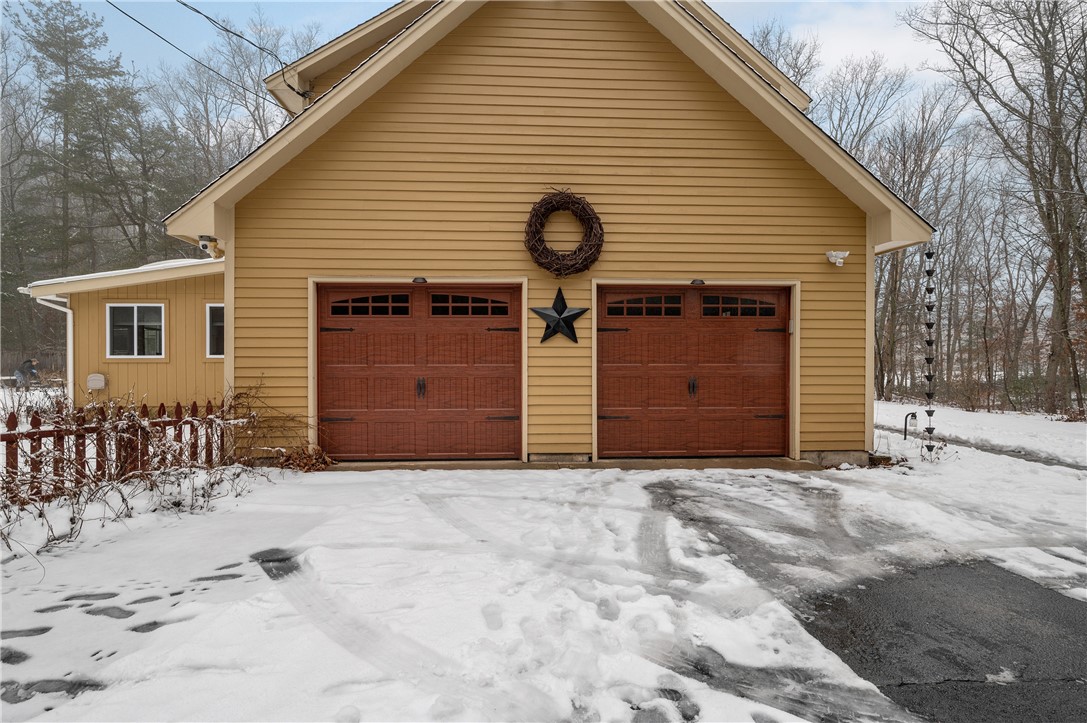 50 Jackson Schoolhouse Road Glocester, RI 02814 - Photo 5 of 44 Gallery Image 5