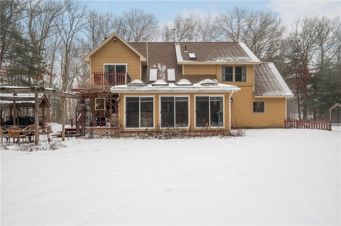 50 Jackson Schoolhouse Road Glocester, RI 02814 - Photo 6 of 44 Gallery Image 6