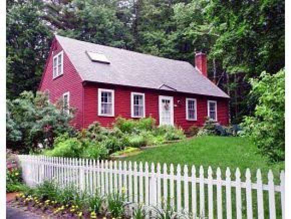 15 North Meadow Road Amherst, NH 03031 - Photo 1 of 1