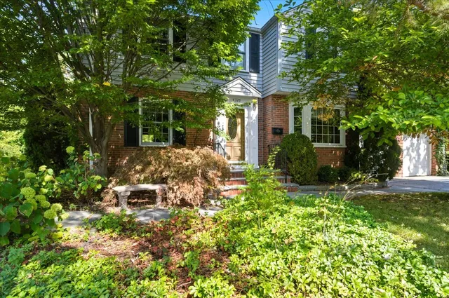 $675,000 | 4326 Bobolink Terrace, Skokie, IL 60076