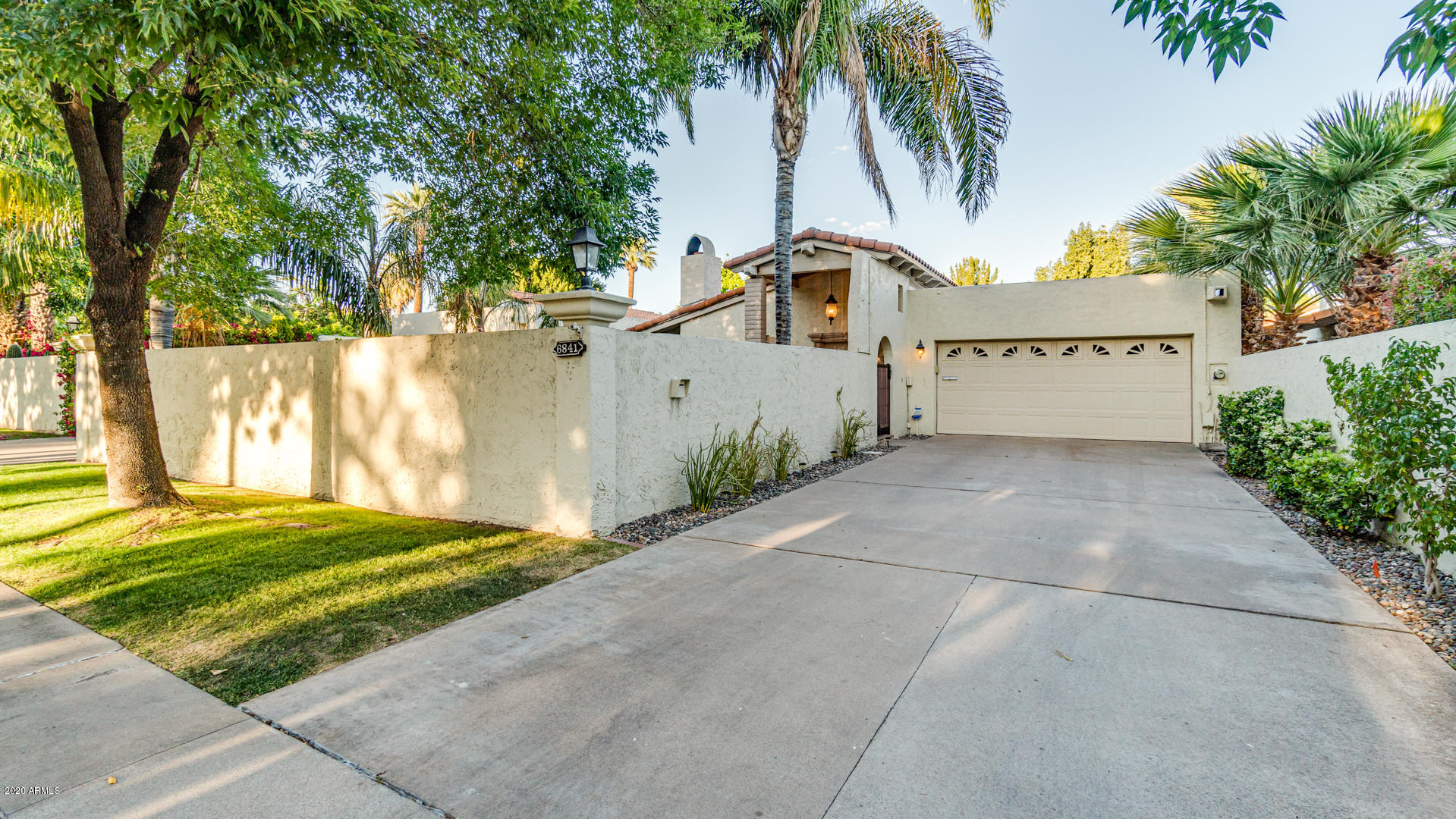 6841 North 3rd Place Phoenix, AZ 85012 - Photo 1 of 32 front elevation