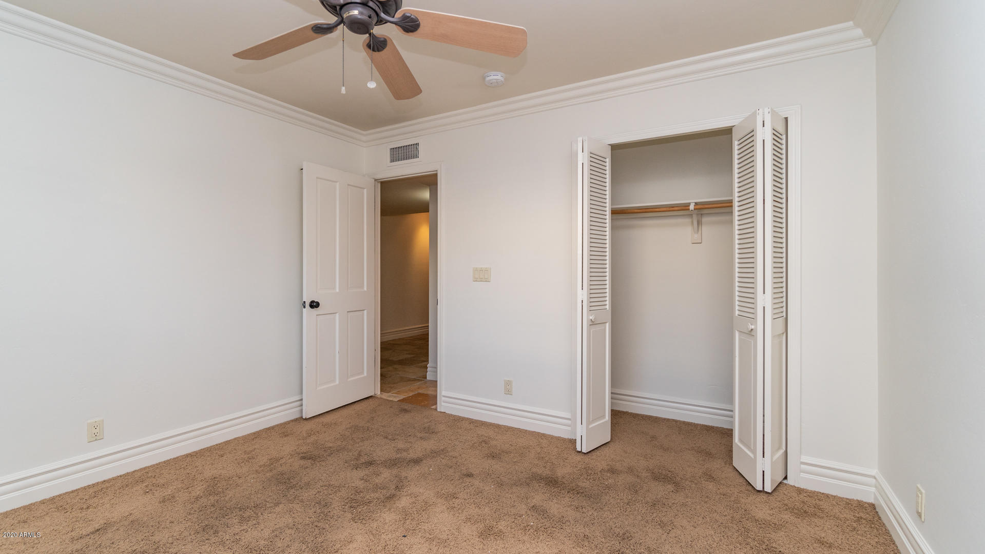 6841 North 3rd Place Phoenix, AZ 85012 - Photo 22 of 32 guest bed 3 closet