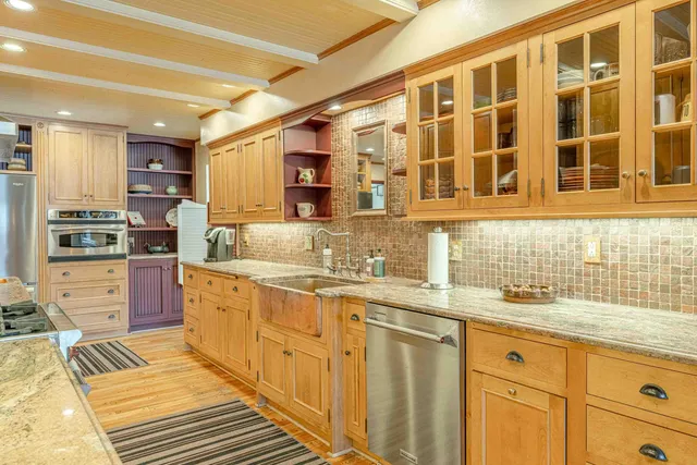 $749,900 | 1825 Country Club Road, Stoughton, WI 53589