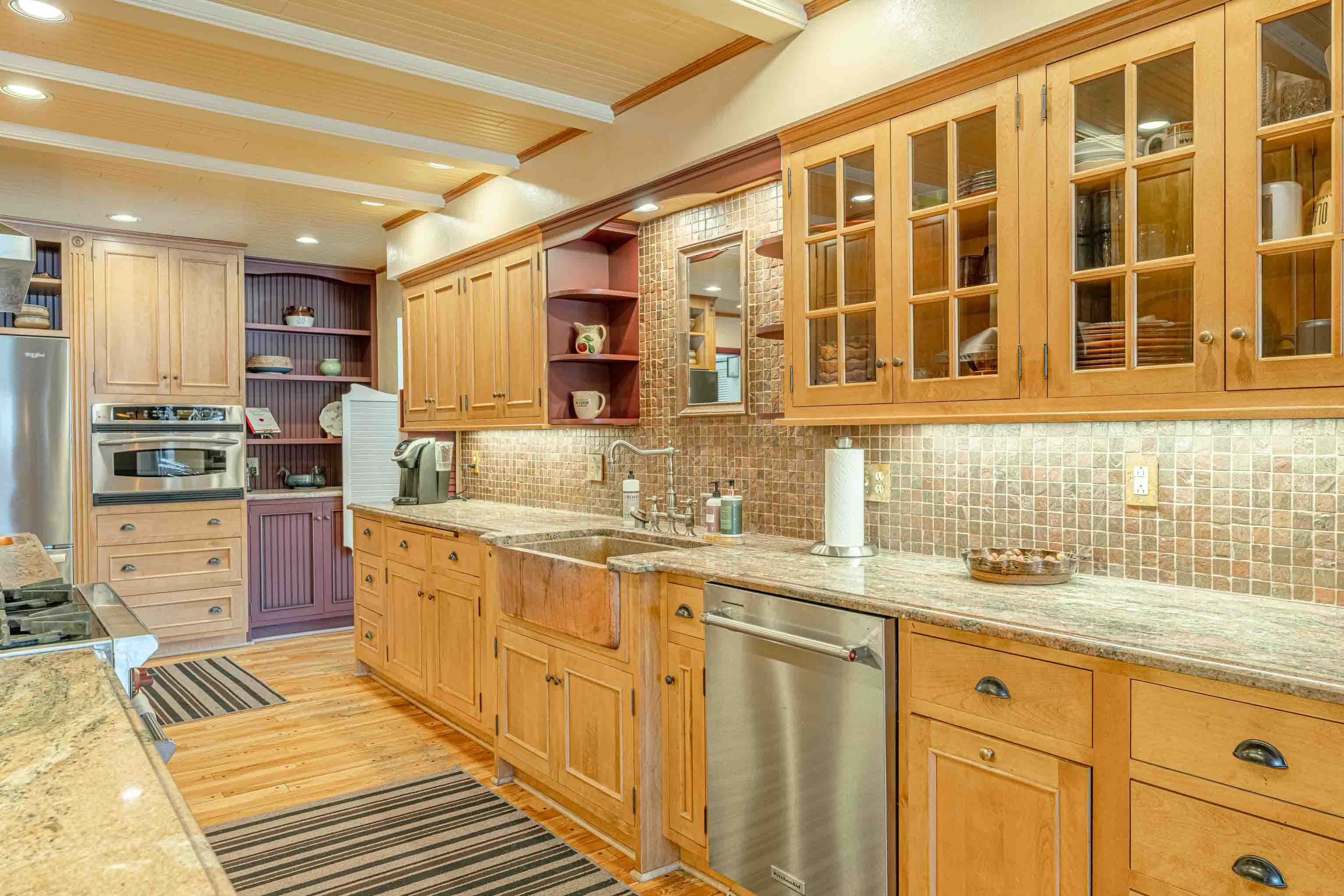 1825 Country Club Road Stoughton, WI 53589 - Photo 13 of 60