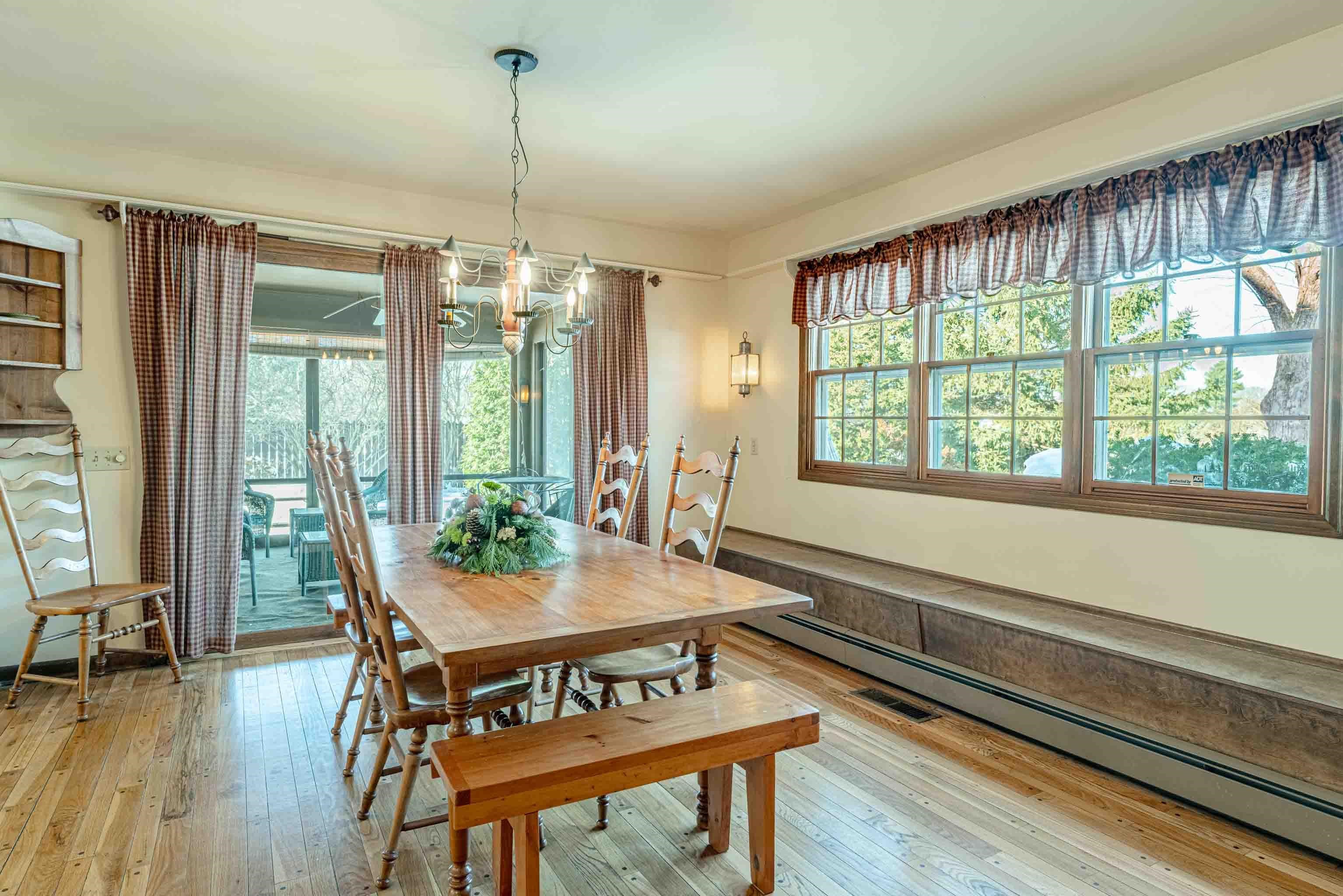 1825 Country Club Road Stoughton, WI 53589 - Photo 16 of 60