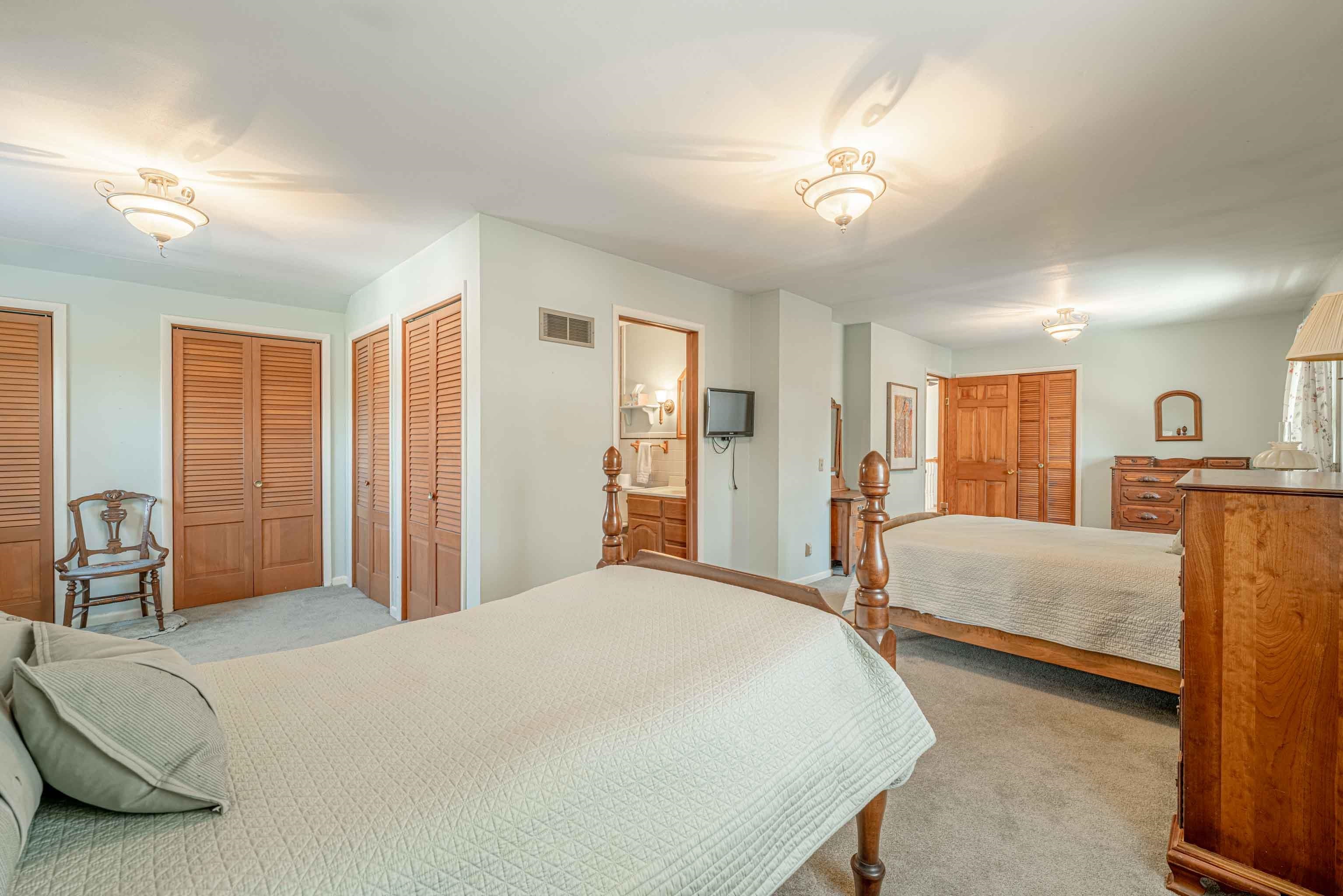 1825 Country Club Road Stoughton, WI 53589 - Photo 43 of 60