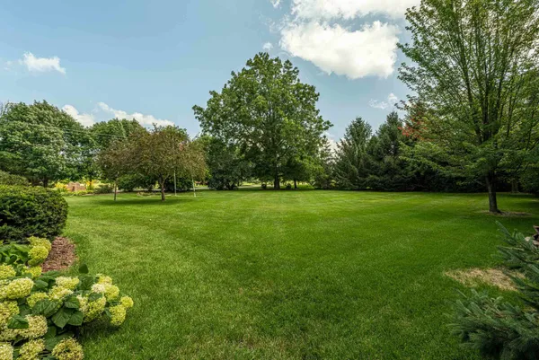 $699,900 | 1825 Country Club Road, Stoughton, WI 53589