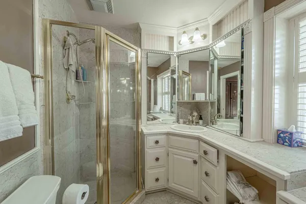 $699,900 | 1825 Country Club Road, Stoughton, WI 53589