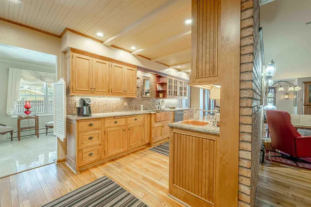 $749,900 | 1825 Country Club Road, Stoughton, WI 53589