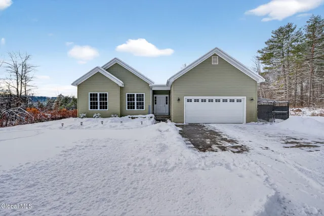 $490,000 | 295 Woodstone Circle, Duanesburg, NY 12056