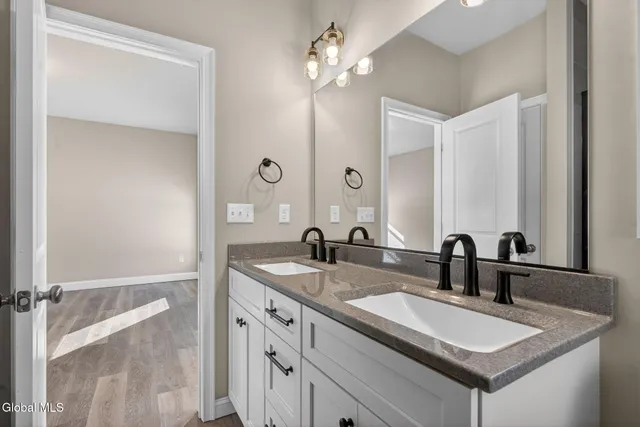 $490,000 | 295 Woodstone Circle, Duanesburg, NY 12056