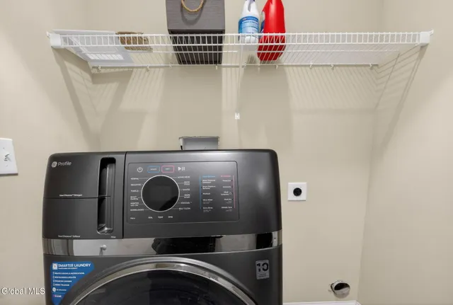 $490,000 | 295 Woodstone Circle, Duanesburg, NY 12056