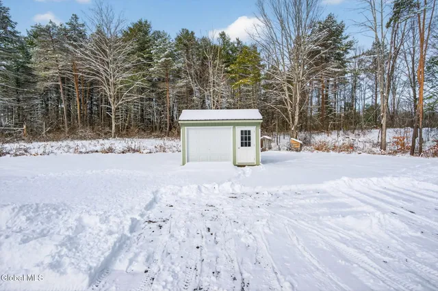 $490,000 | 295 Woodstone Circle, Duanesburg, NY 12056