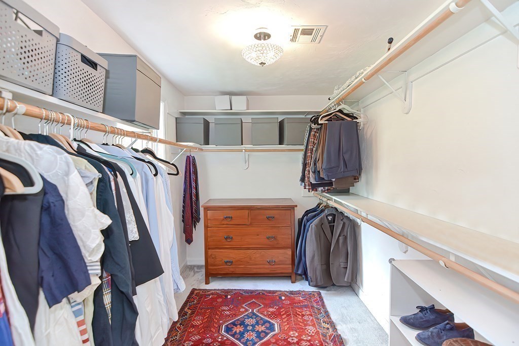 9 Delaware Road Medfield, MA 02052 - Photo 20 of 42 Gallery Image 20