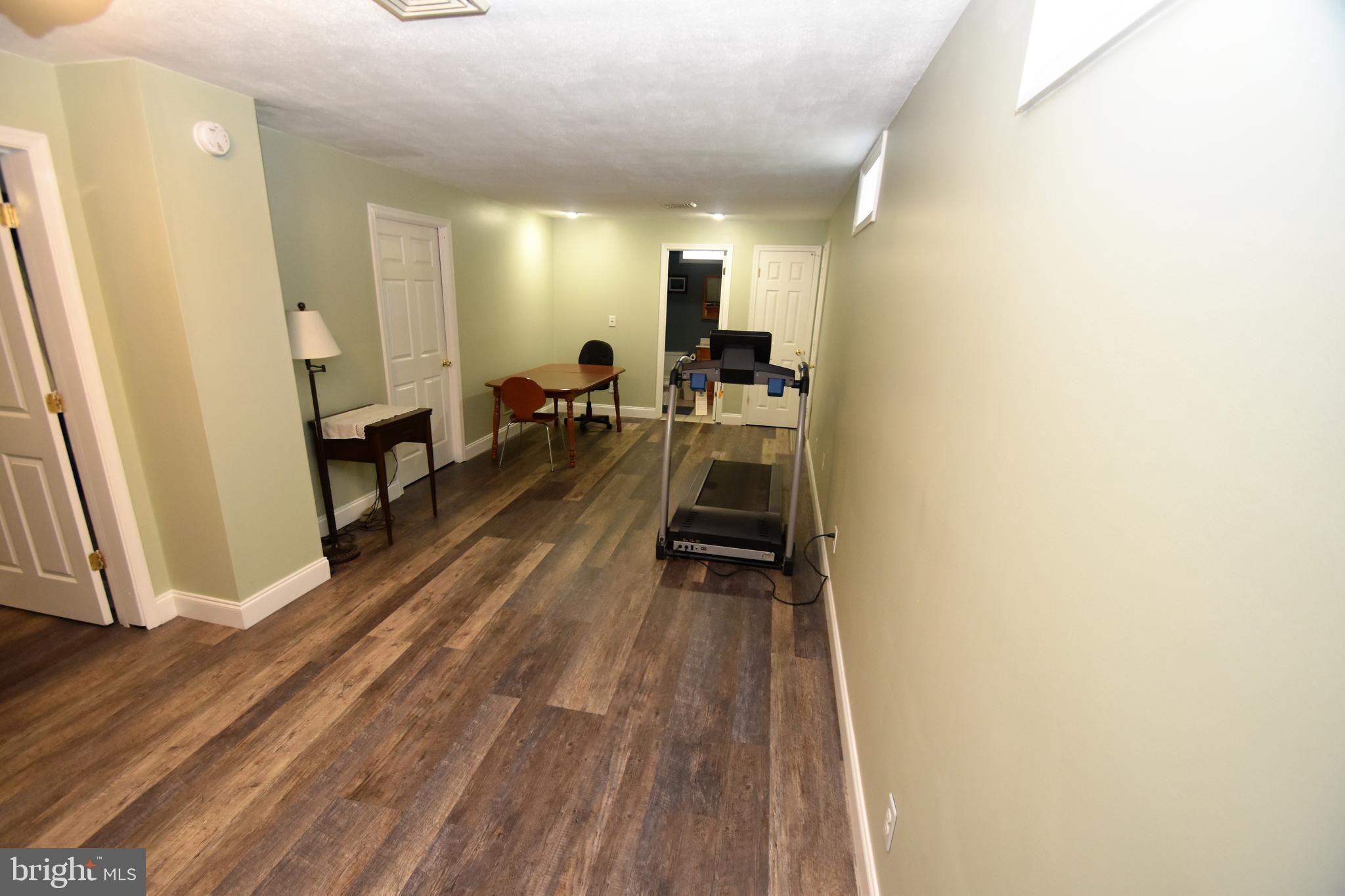 13 Brookmead Road Newark, DE 19711 - Photo 29 of 54 Family Room