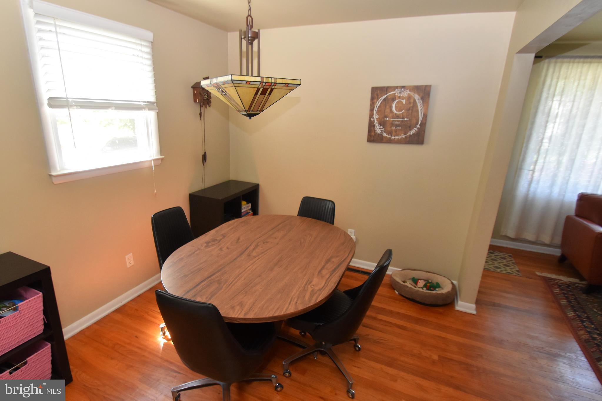 13 Brookmead Road Newark, DE 19711 - Photo 10 of 54 Dining Room Hardwood Floors