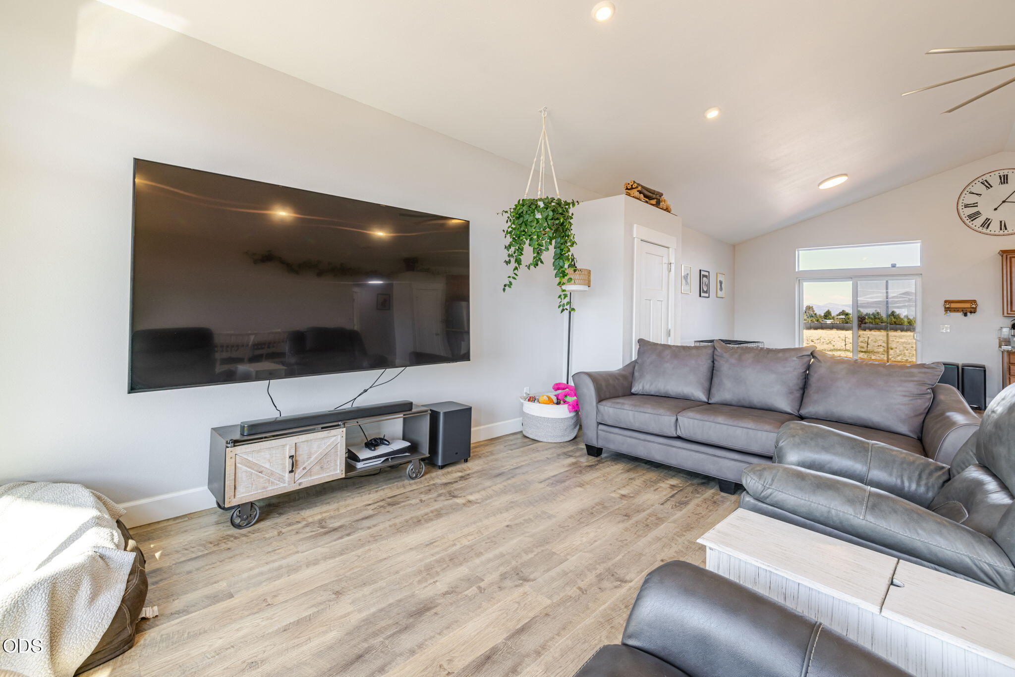 15317 Southwest Steelhead Road Terrebonne, OR 97760 - Photo 29 of 62 Gallery Image 29