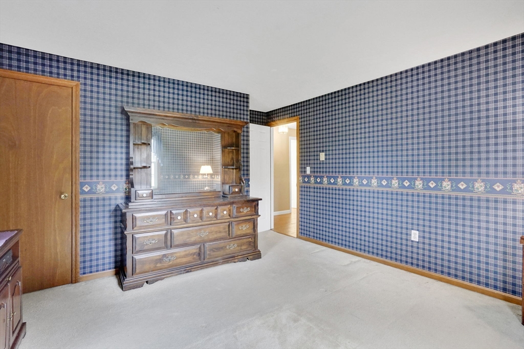 6 Tardy Road Chicopee, MA 01020 - Photo 22 of 40