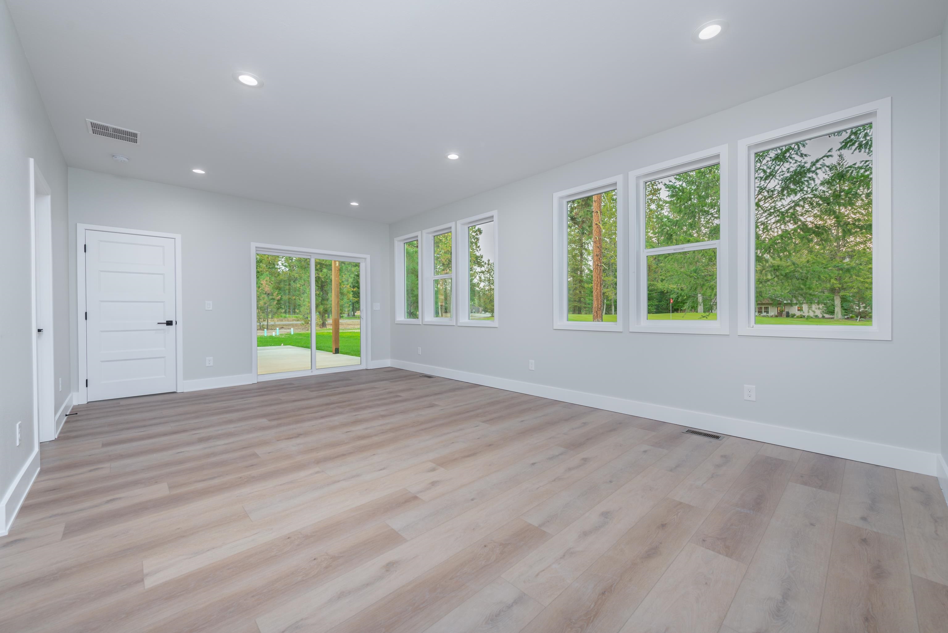 107 West Trappers Loop Chewelah, WA 99109 - Photo 16 of 31