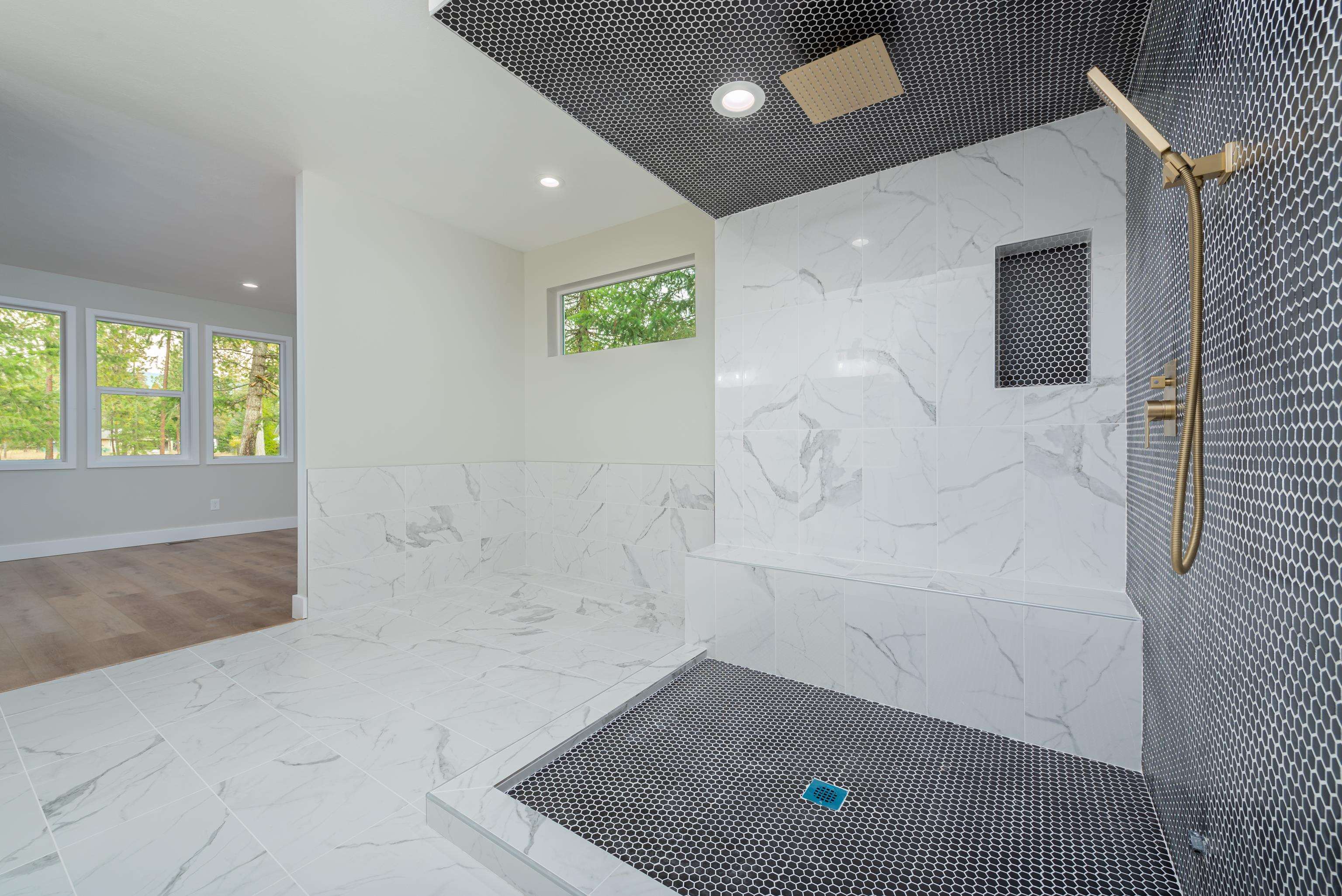 107 West Trappers Loop Chewelah, WA 99109 - Photo 19 of 31