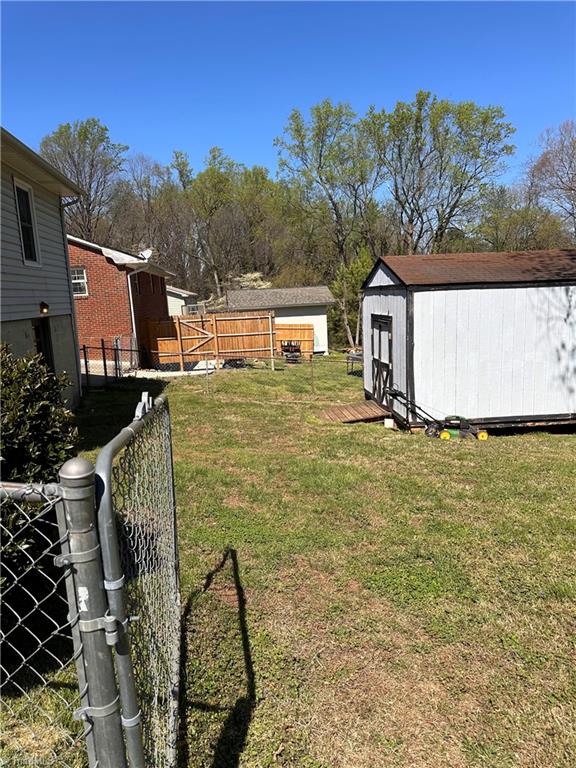 2849 Cockerham Street Winston-Salem, NC 27127 - Photo 10 of 15