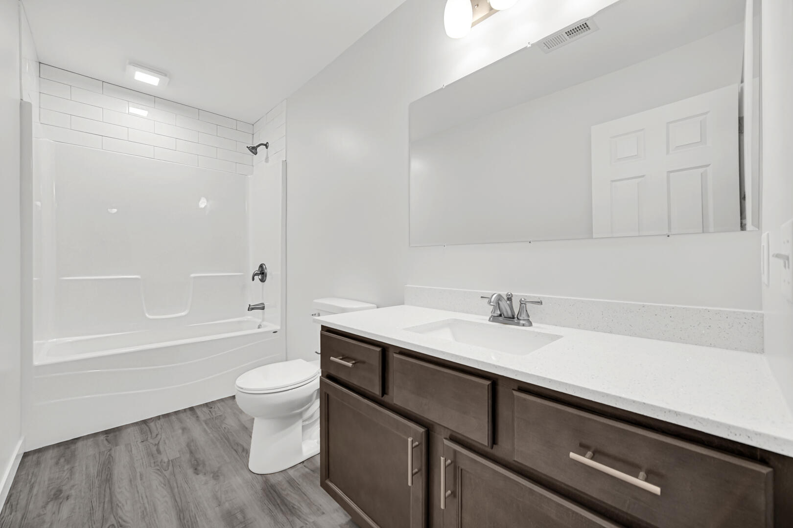 285 South Ivanhoe Road Kingsford Heights, IN 46346 - Photo 12 of 21 1620x1080