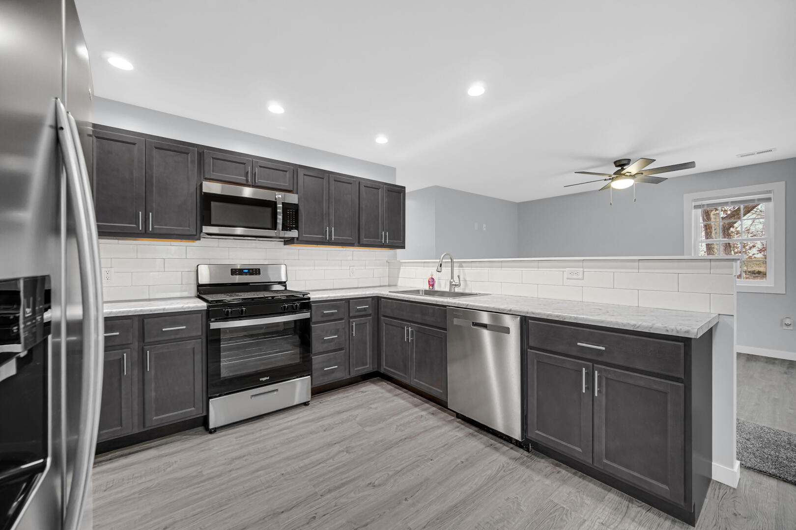 285 South Ivanhoe Road Kingsford Heights, IN 46346 - Photo 7 of 21 1620x1080