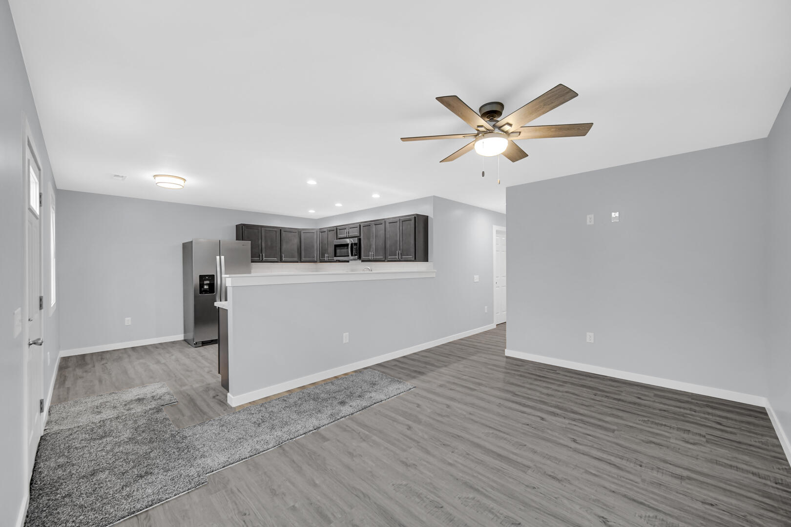 285 South Ivanhoe Road Kingsford Heights, IN 46346 - Photo 10 of 21 1620x1080