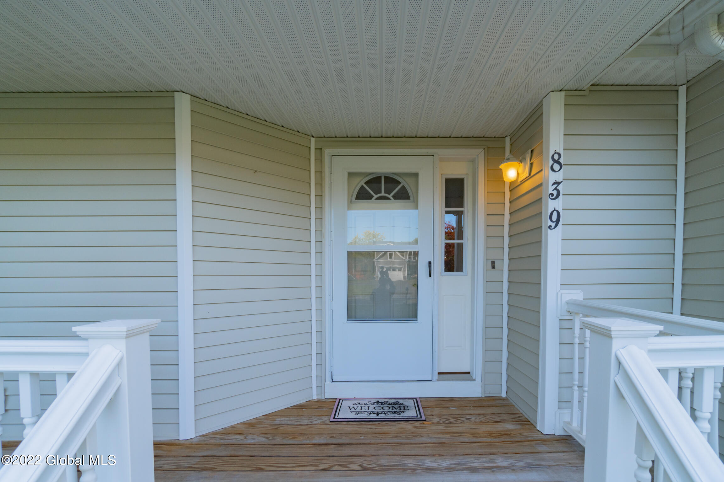 839 Pearse Road Niskayuna, NY 12309 - Photo 4 of 45 839 Pearse Rd Niskayuna NY mls-33