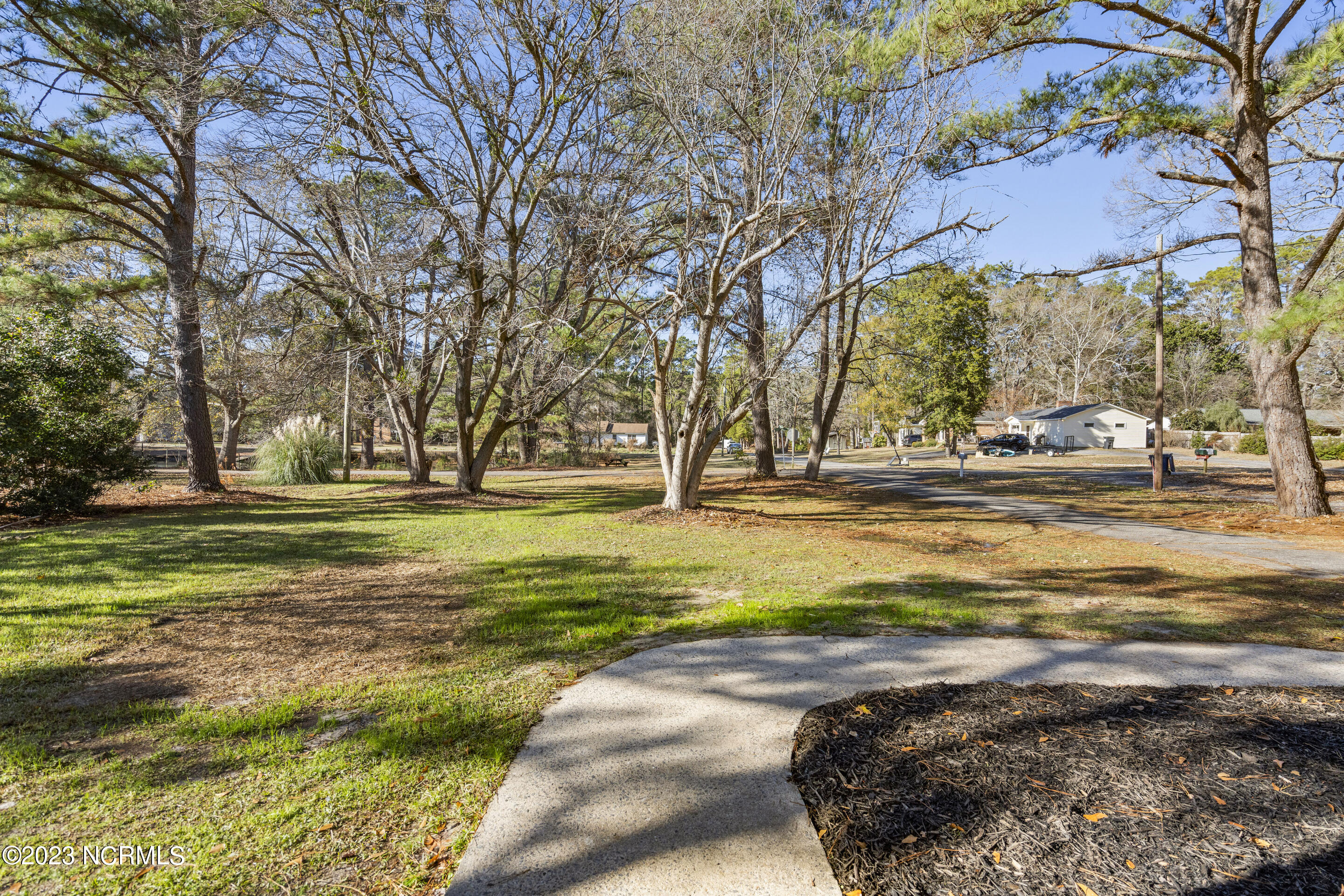 302 Ridgewood Lane Washington, NC 27889 - Photo 5 of 43 mls-DSC01241