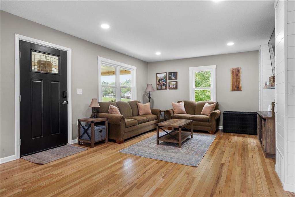 907 Center Church Road New Castle, PA 16101 - Photo 6 of 50 Gallery Image 6