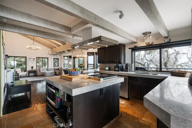 $669,000 | 30140 Tuttle Court, Tehachapi, CA 93561