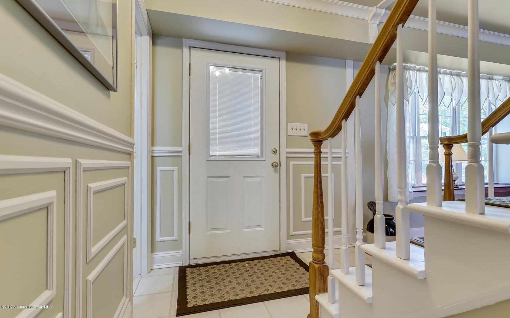 53 Appletree Road Howell, NJ 07731 - Photo 5 of 31 5