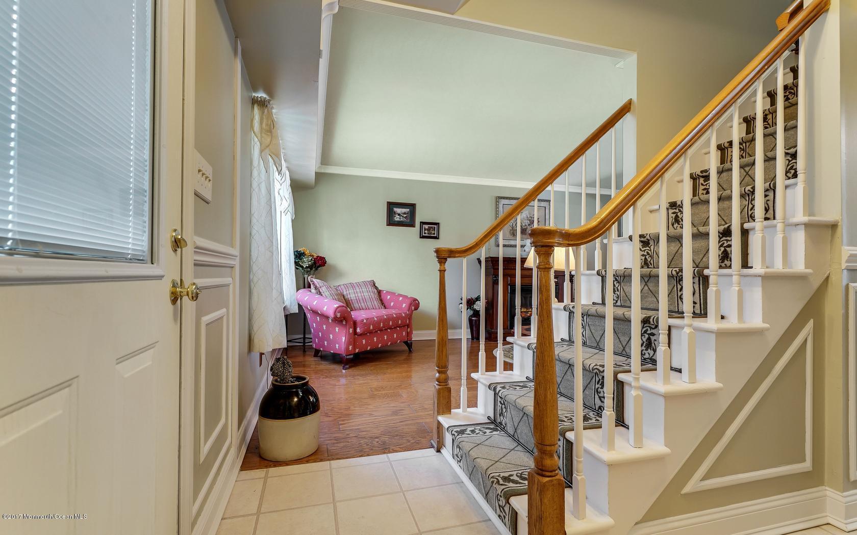 53 Appletree Road Howell, NJ 07731 - Photo 6 of 31 6