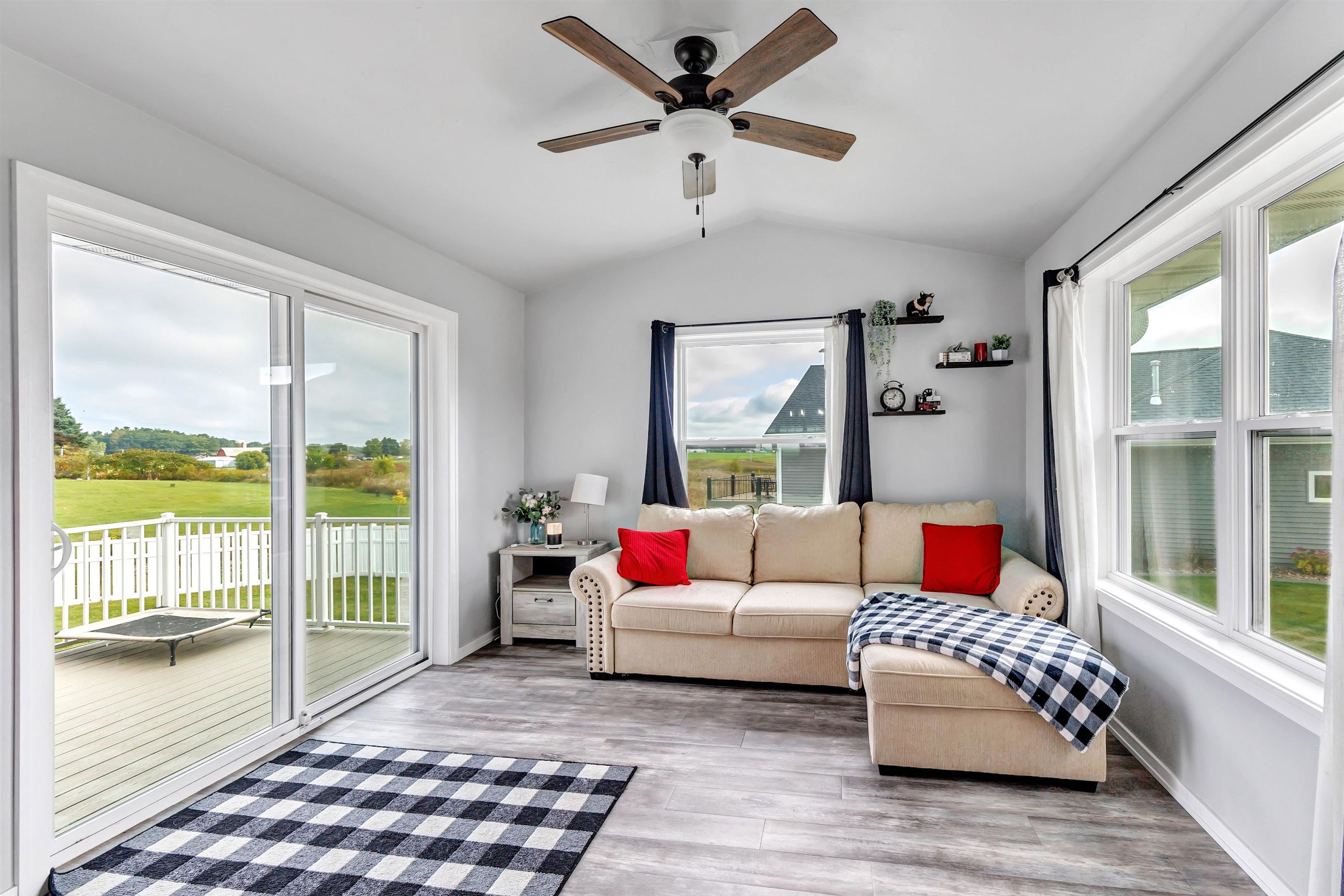 1726 Red Oak Street Howard, WI 54313 - Photo 12 of 26