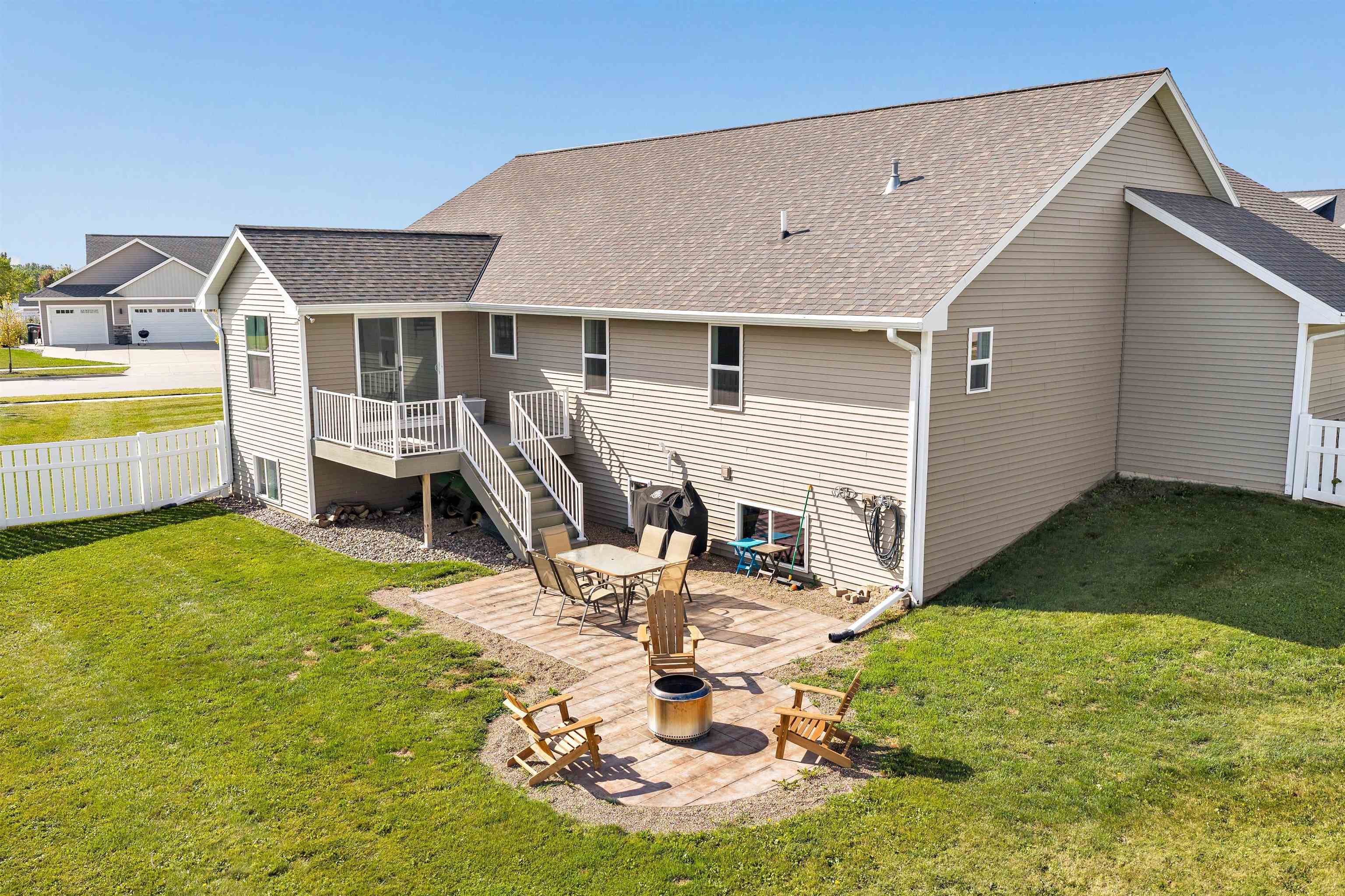 1726 Red Oak Street Howard, WI 54313 - Photo 24 of 26