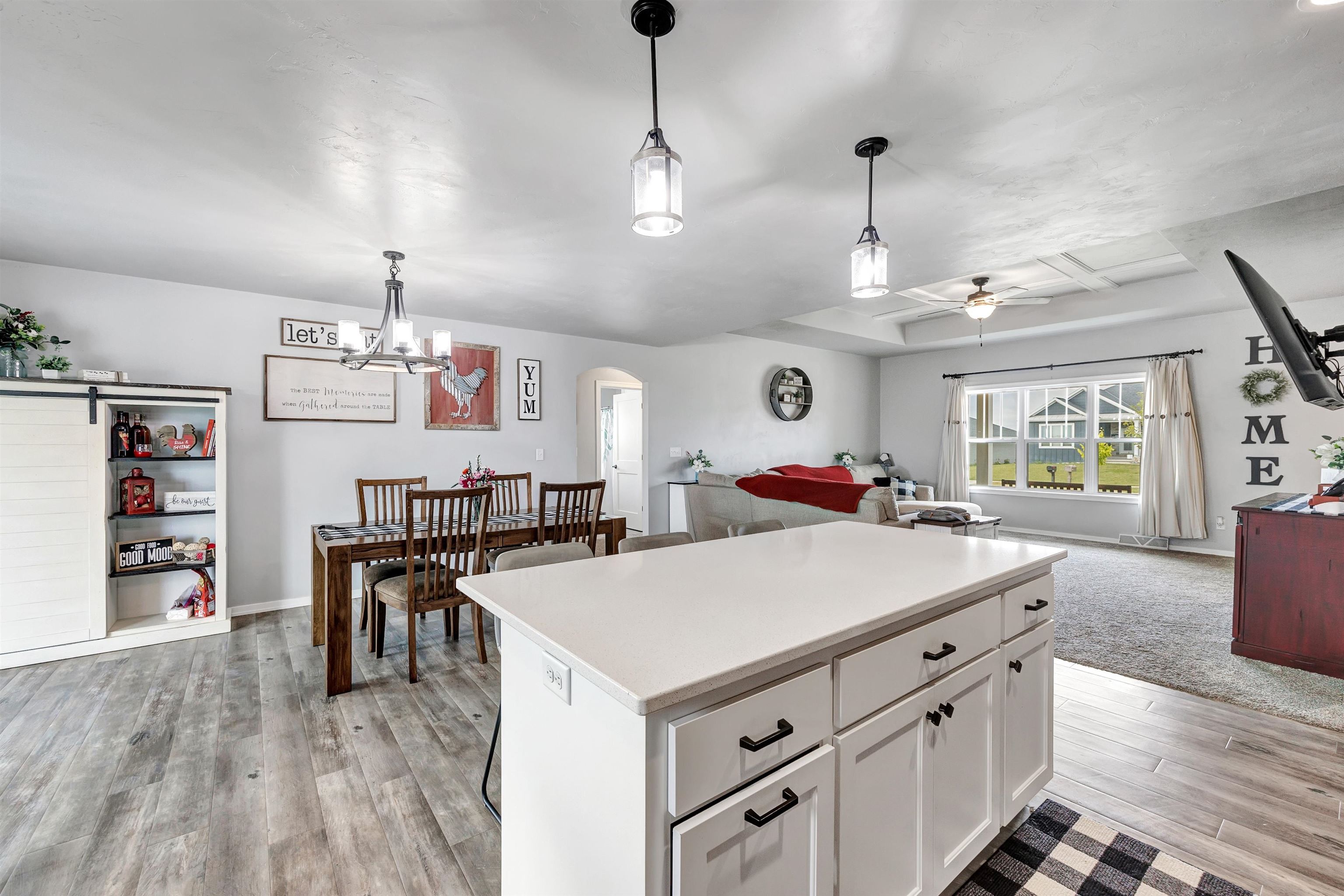 1726 Red Oak Street Howard, WI 54313 - Photo 4 of 26