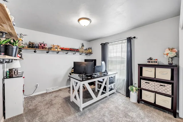 $514,900 | 1726 Red Oak Street, Howard, WI 54313