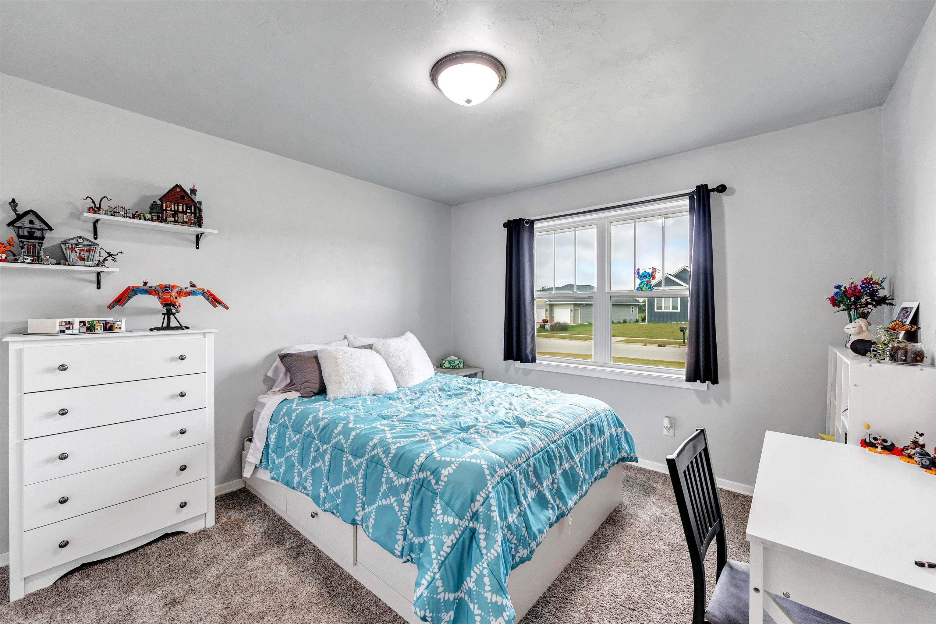 1726 Red Oak Street Howard, WI 54313 - Photo 10 of 26