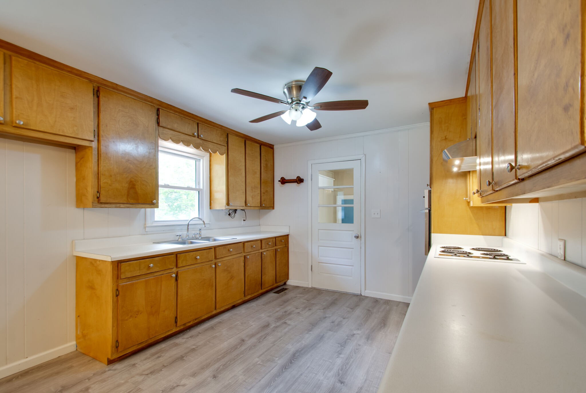 916 Rocky Road Pulaski, TN 38478 - Photo 11 of 29 Gallery Image 11