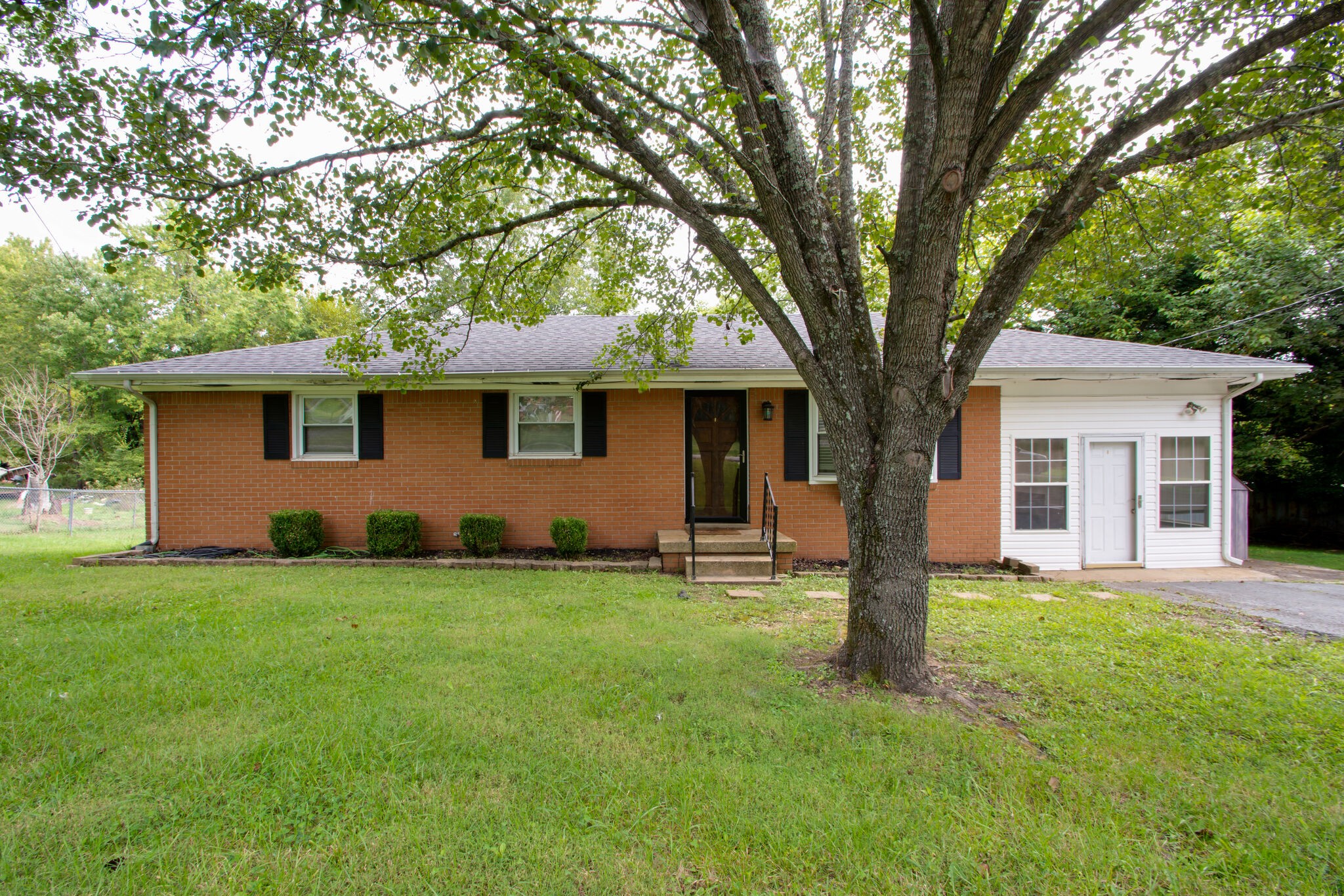 916 Rocky Road Pulaski, TN 38478 - Photo 3 of 29 Gallery Image 3