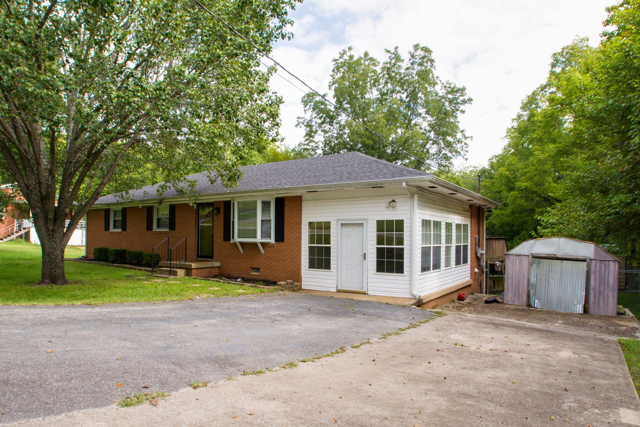 916 Rocky Road Pulaski, TN 38478 - Photo 4 of 29 Gallery Image 4
